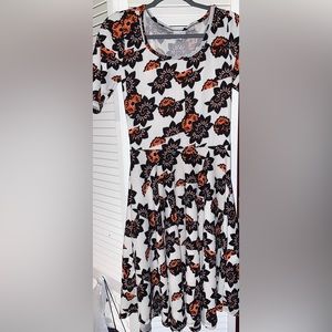 Gently used LulaRoe Nicole